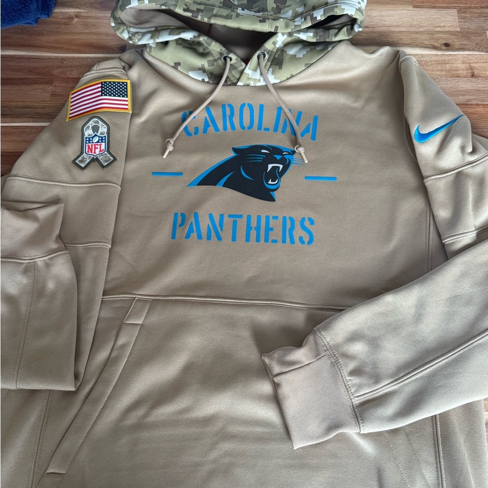 Nike NFL Carolina panthers NWOT hoodie American Flag Patches men s women m